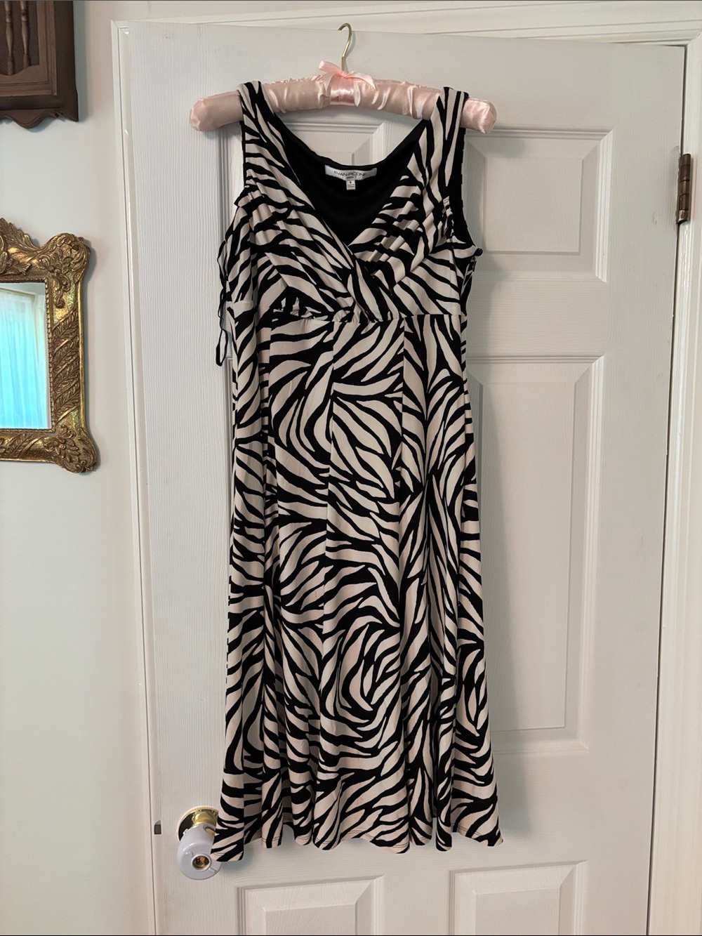 Evan Picone Black & Cream Zebra Print V-Neck A-Line Dress